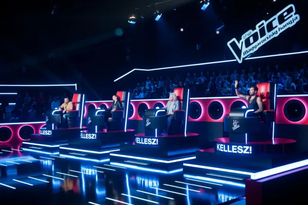 Óriási kockázatot vállalnak a Voice Mesterei