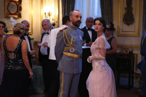 Új török sorozattal és filmekkel jön áprilisban az Izaura TV