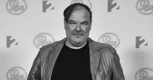Kálloy Molnár Péterre emlékezik a TV2 Comedy
